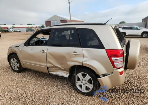 2006 Suzuki Grand Vitara Luxury z USA, uszkodzony, nr VIN JS3TD947564104158